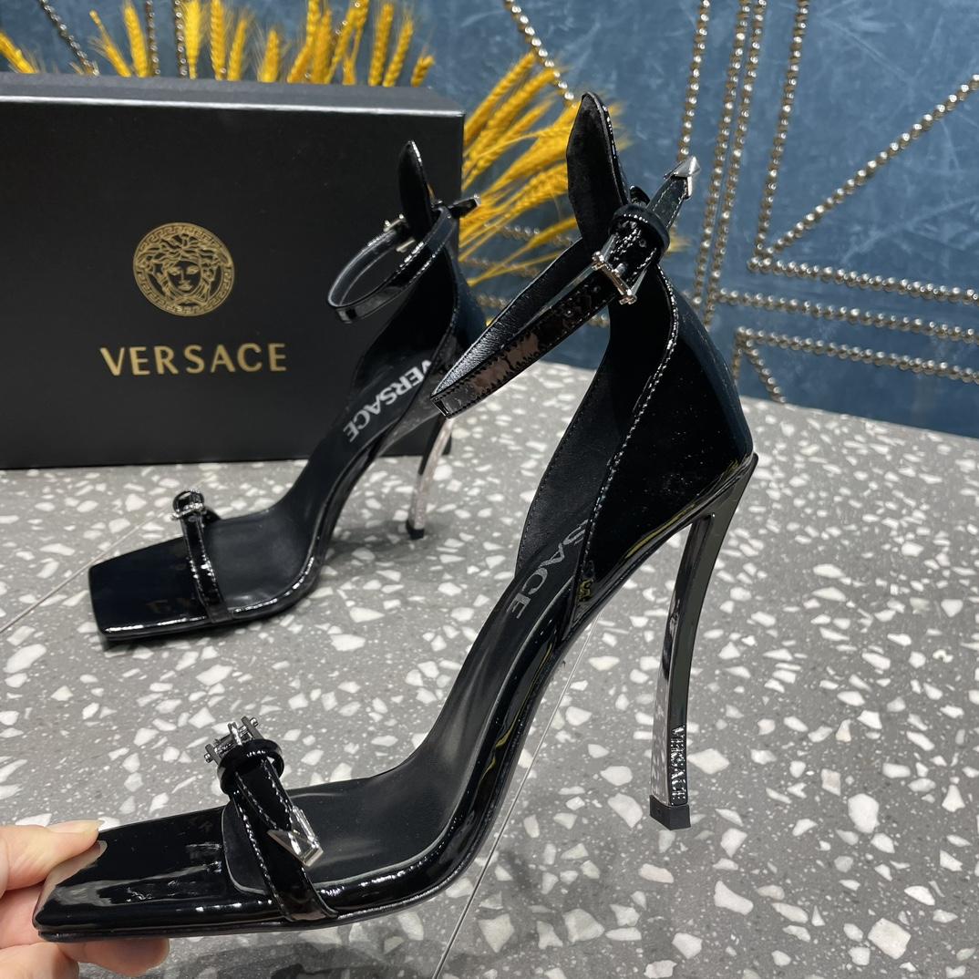 Versace Pin-Point Sandals - PerfectKickZ