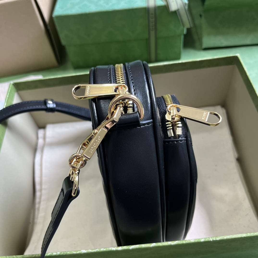 Gucci Interlocking G Mini Heart Shoulder Bag - PerfectKickZ