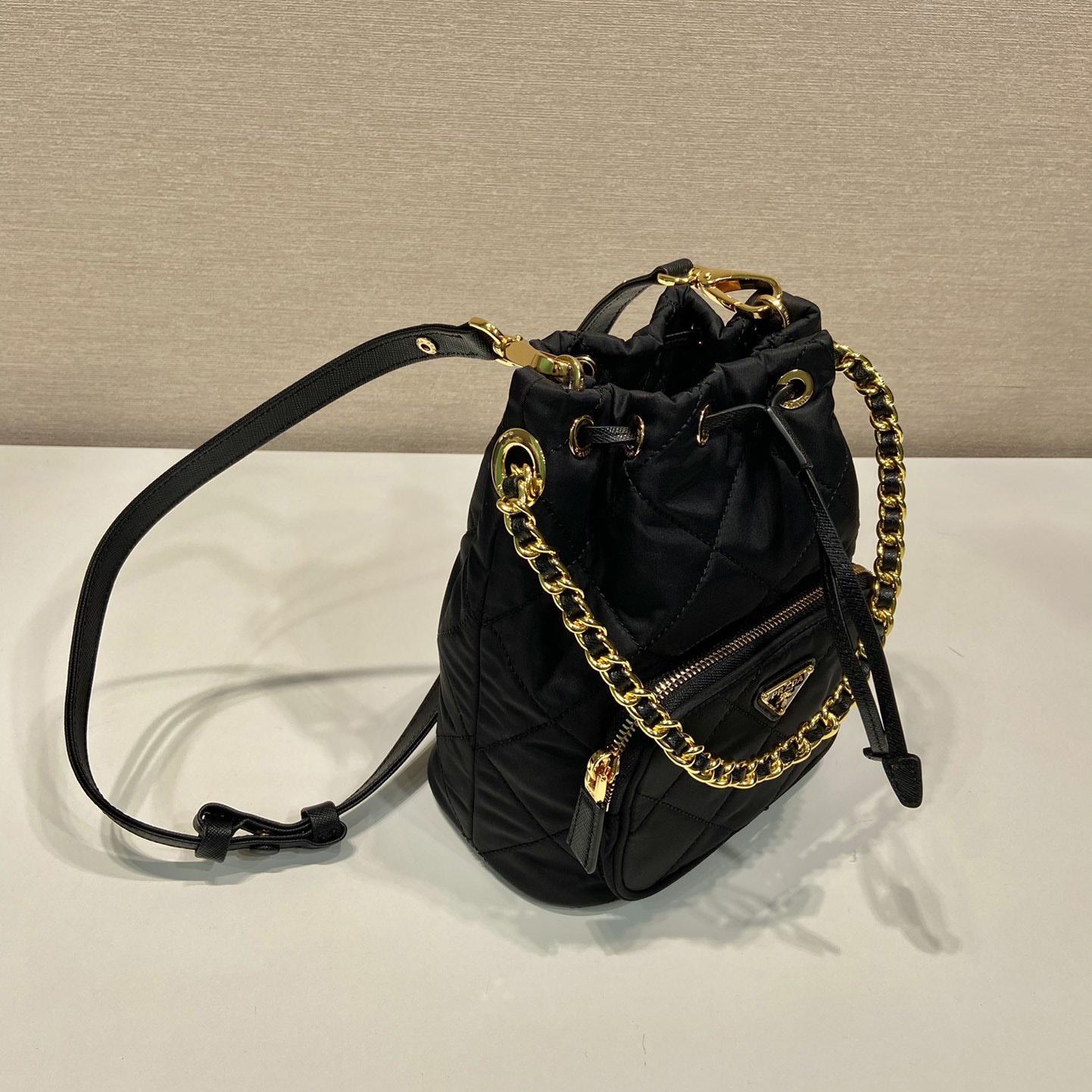 Prada Re-Edition 1995 Chaîne Re-Nylon shoulder bag - PerfectKickZ