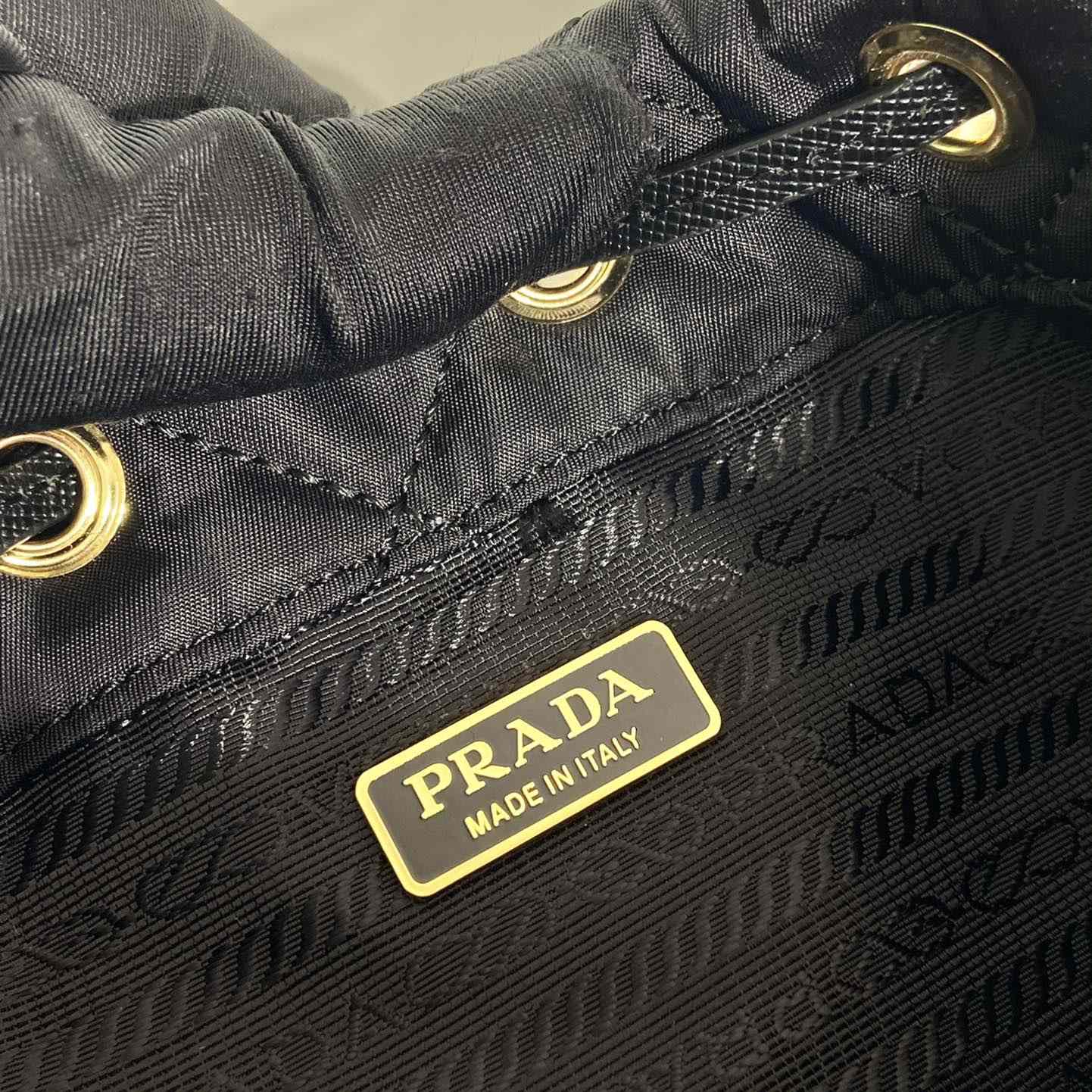 Prada Re-Edition 1995 Chaîne Re-Nylon shoulder bag - PerfectKickZ