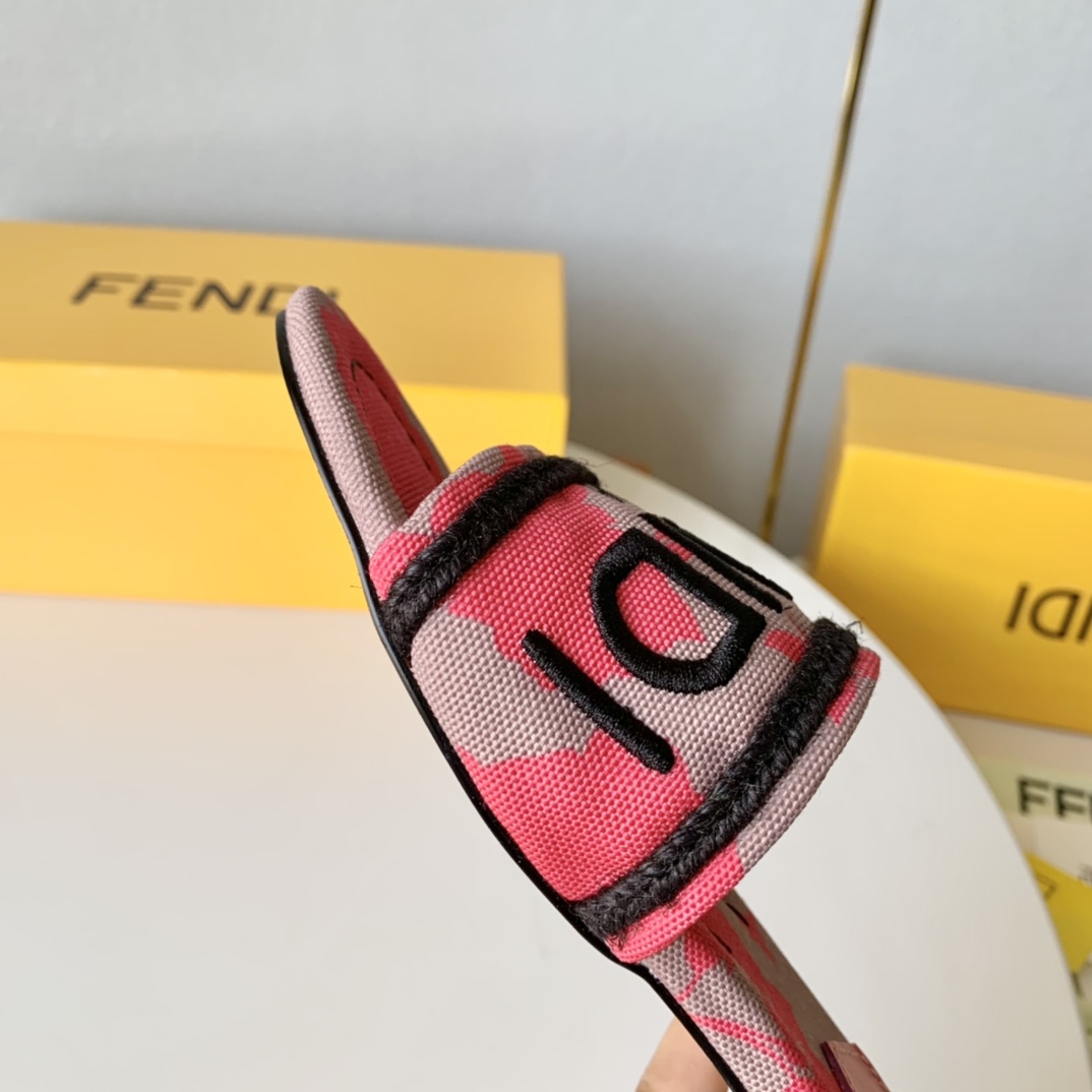 Fendi Signature Pink Canvas Slides - PerfectKickZ