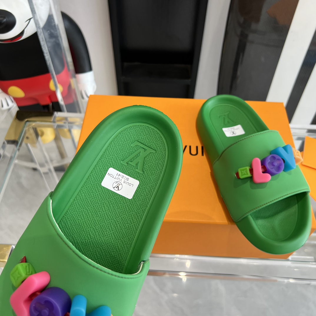 Louis Vuitton Pool Pillow Flat Comfort Mule Sandals - PerfectKickZ