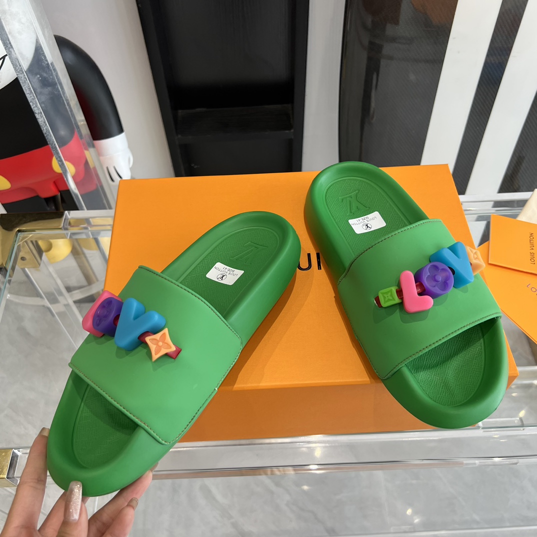 Louis Vuitton Pool Pillow Flat Comfort Mule Sandals - PerfectKickZ