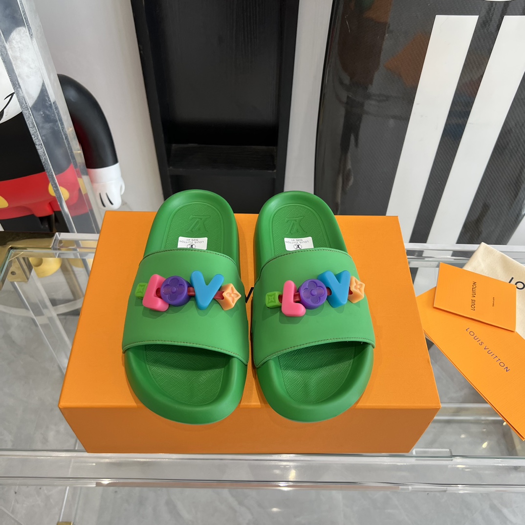 Louis Vuitton Pool Pillow Flat Comfort Mule Sandals - PerfectKickZ