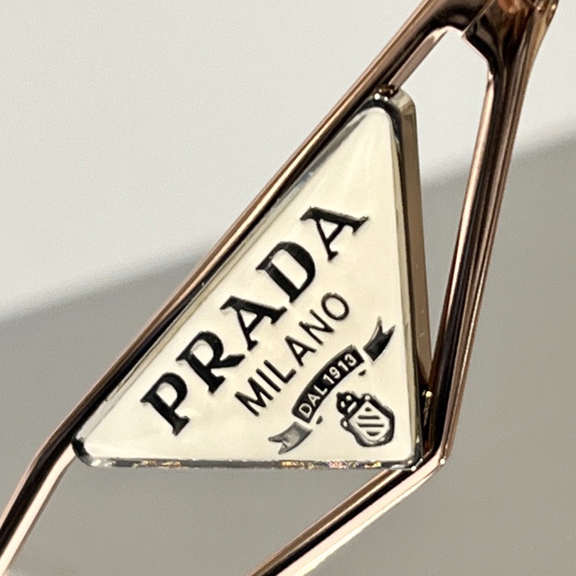 Prada Symbole sunglasses    SPR50zs - PerfectKickZ