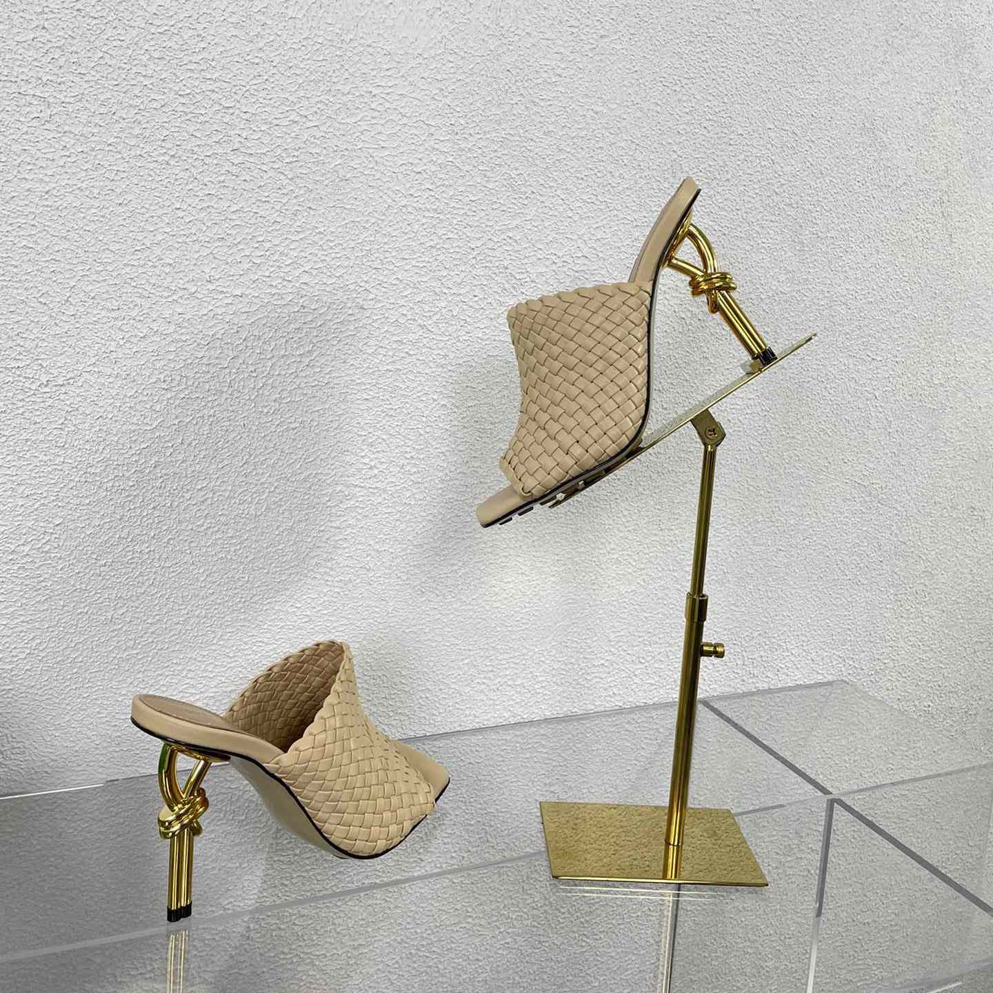 Bottega Veneta Knot Mule - PerfectKickZ