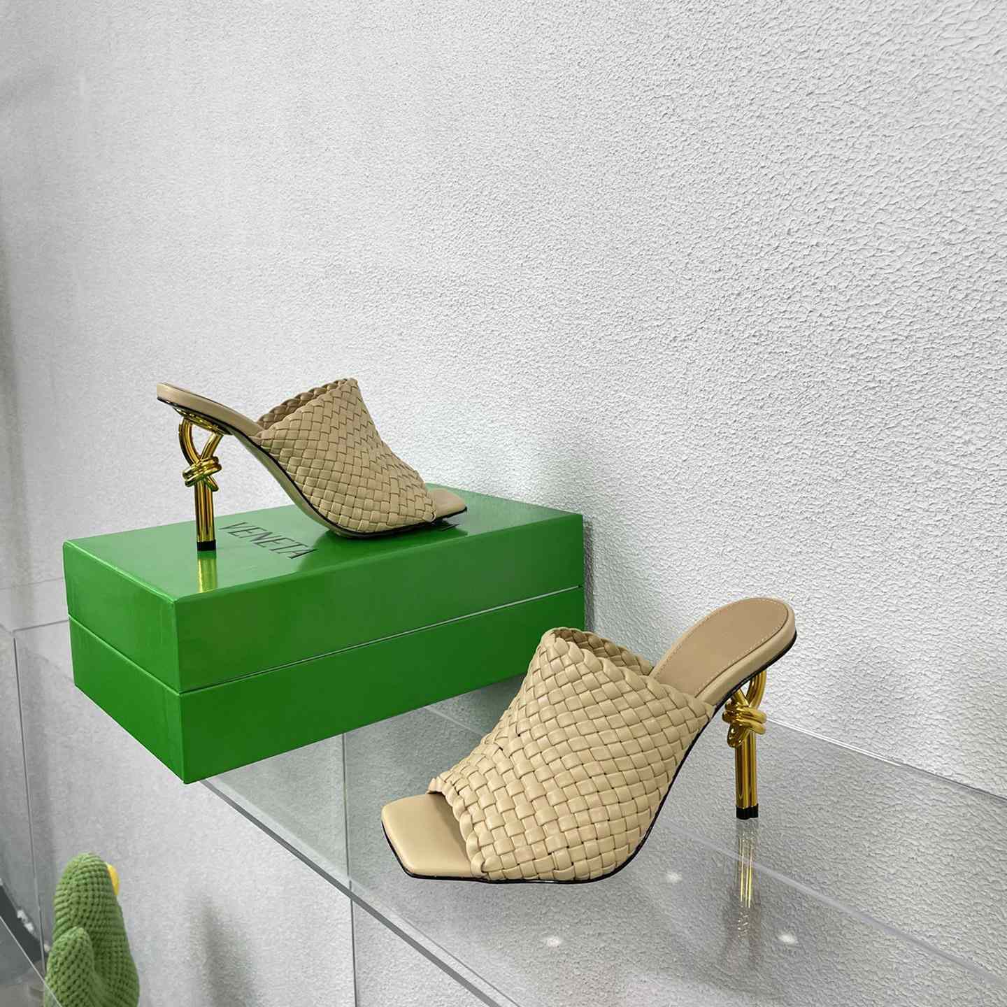 Bottega Veneta Knot Mule - PerfectKickZ