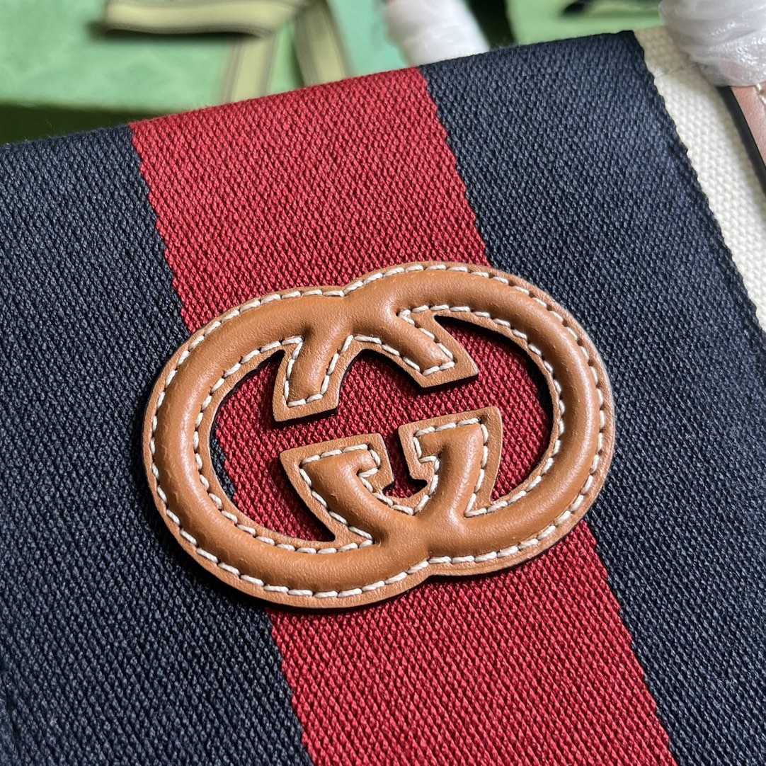 Gucci Small Interlocking G Tote Bag (30x 25x 15cm) - PerfectKickZ