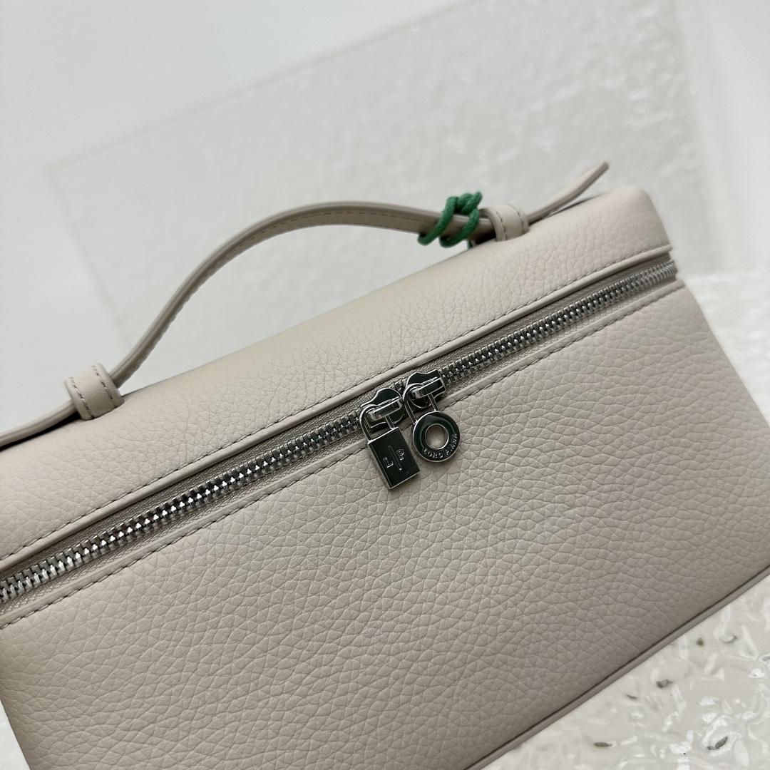 Loro Piana Extra Pocket Pouch L19  (19-7-12cm) - PerfectKickZ