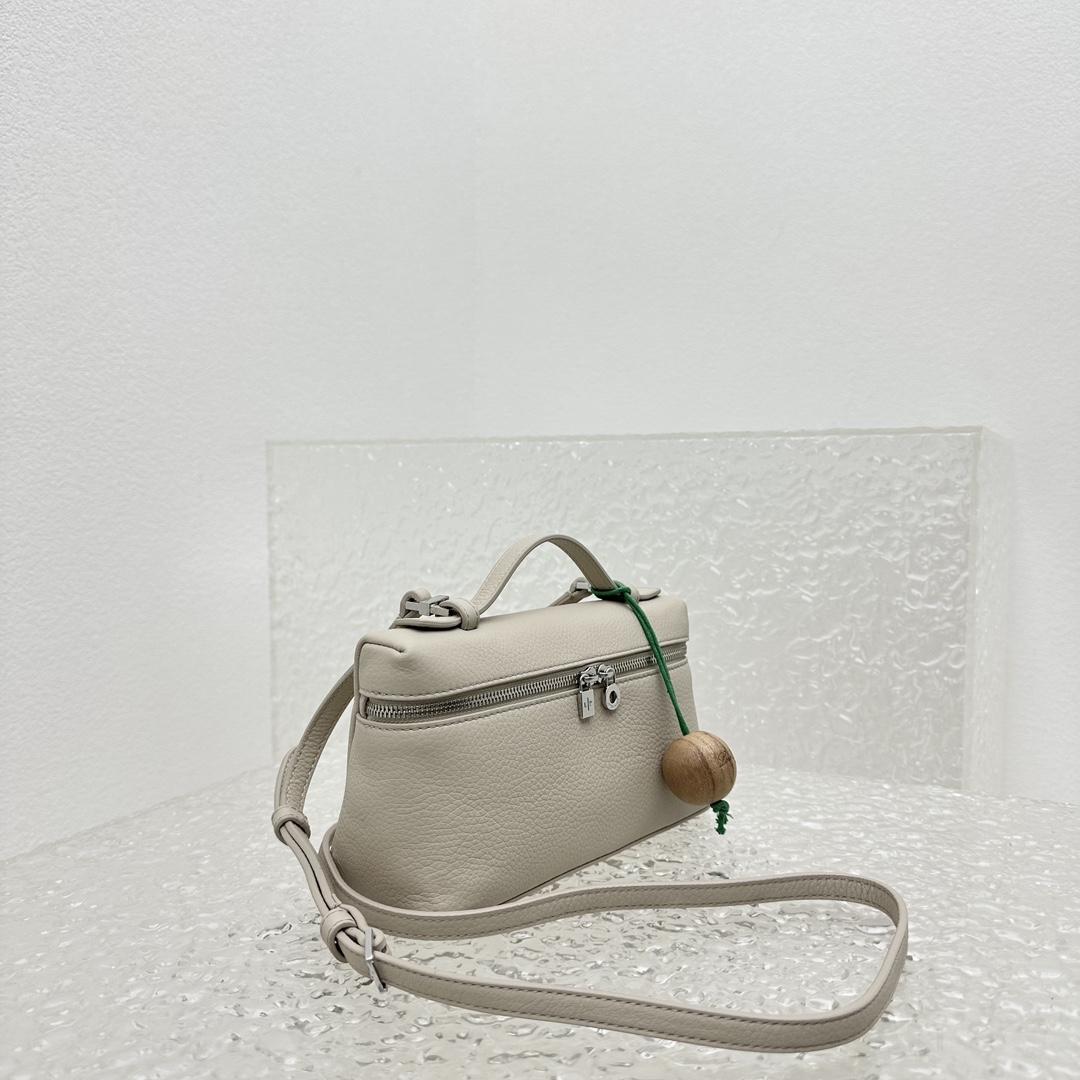 Loro Piana Extra Pocket Pouch L19  (19-7-12cm) - PerfectKickZ