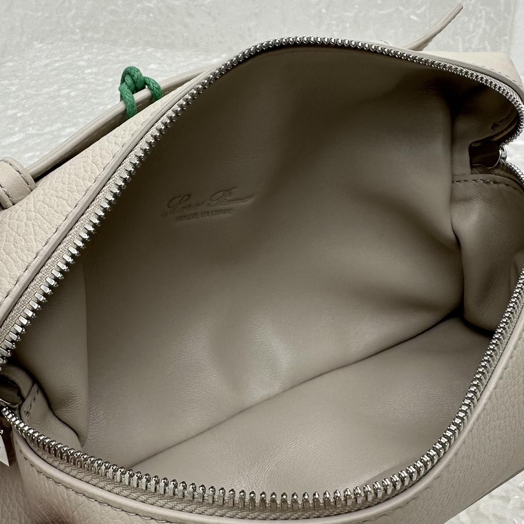Loro Piana Extra Pocket Pouch L19  (19-7-12cm) - PerfectKickZ