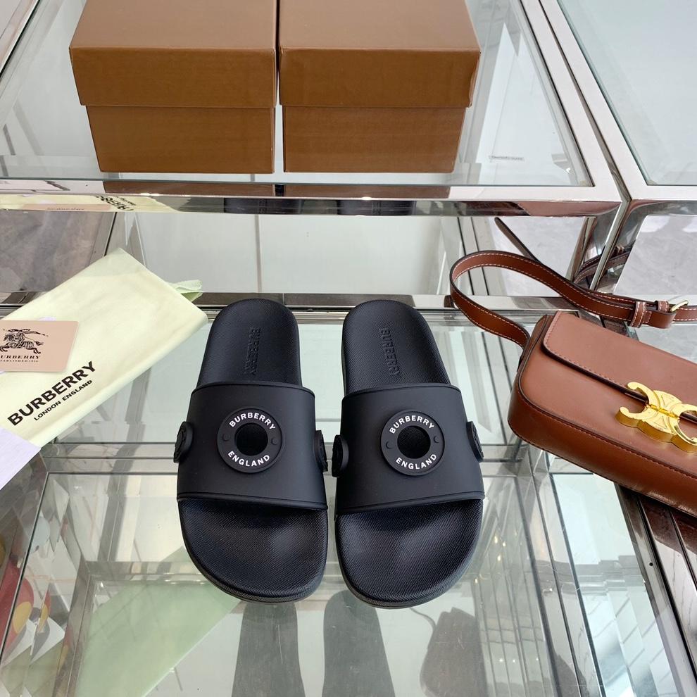 Burberry Eyelet Rubber Slide - PerfectKickZ
