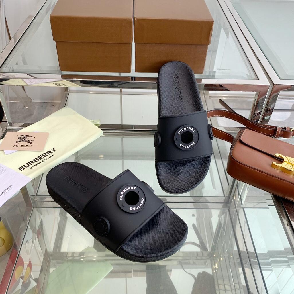 Burberry Eyelet Rubber Slide - PerfectKickZ