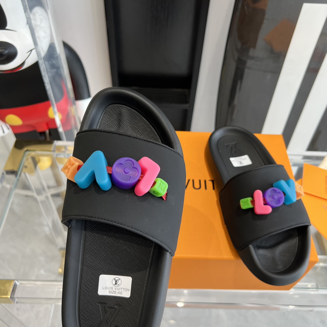Louis Vuitton Pool Pillow Flat Comfort Mule Sandals - PerfectKickZ