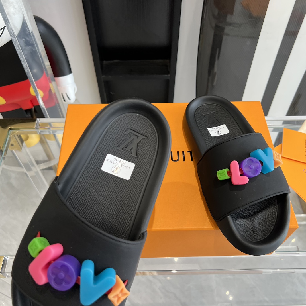 Louis Vuitton Pool Pillow Flat Comfort Mule Sandals - PerfectKickZ
