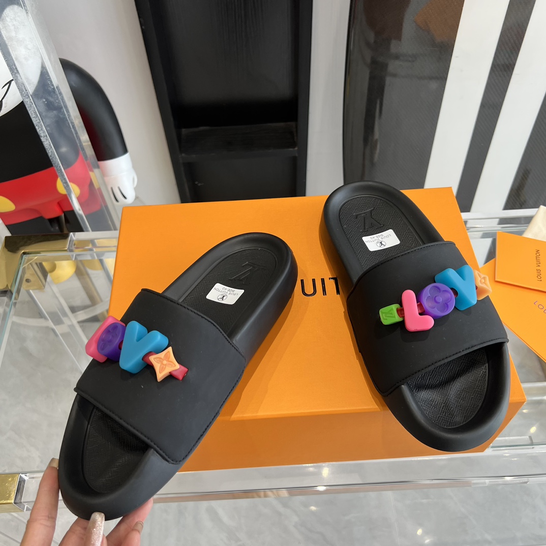 Louis Vuitton Pool Pillow Flat Comfort Mule Sandals - PerfectKickZ