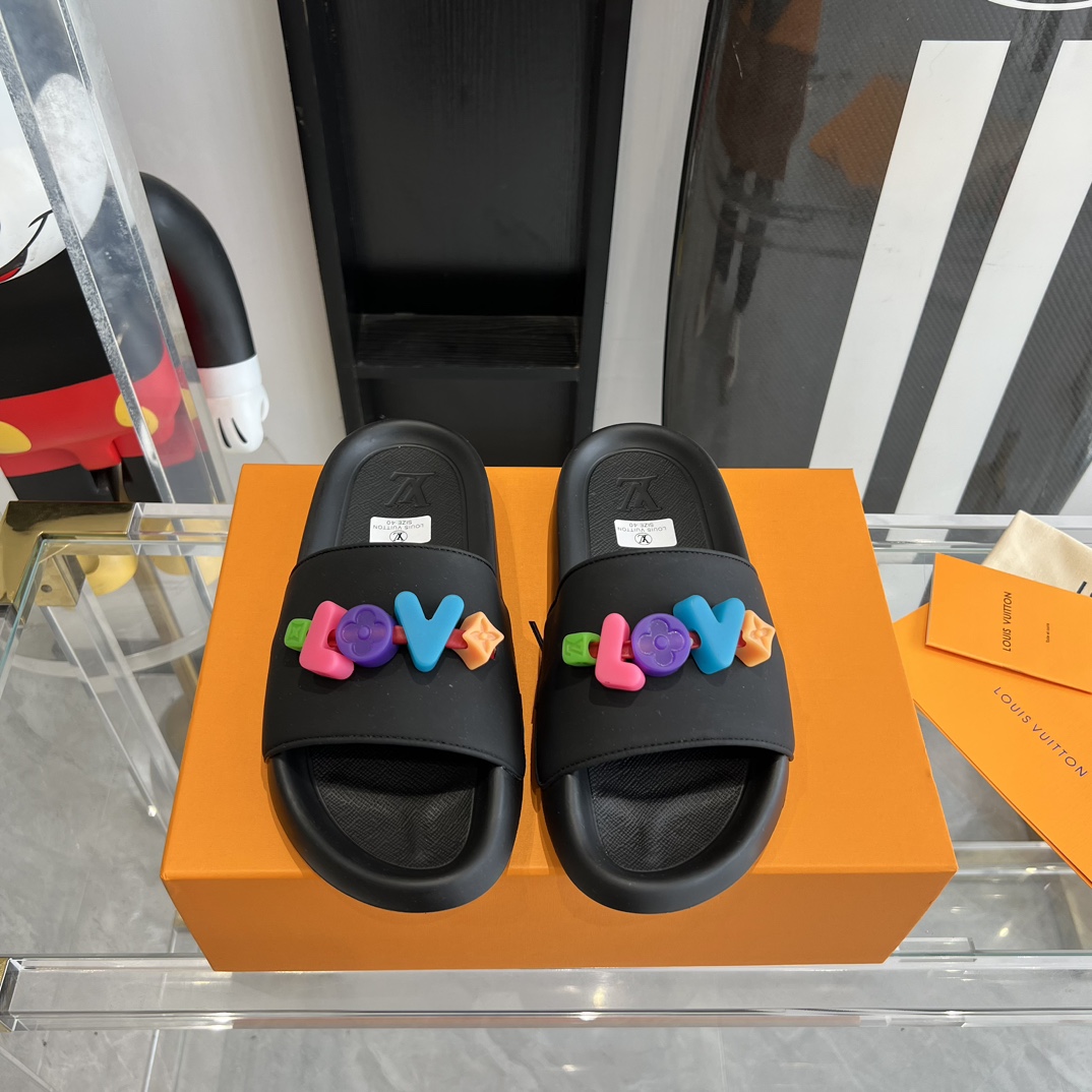 Louis Vuitton Pool Pillow Flat Comfort Mule Sandals - PerfectKickZ