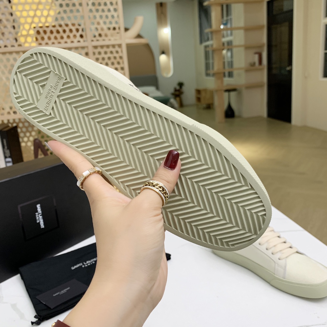 Saint Laurent Court Classic Sl/06 Sneakers Embroidered With Saint Laurent,In White Worn-look Fabric And Leather - PerfectKickZ
