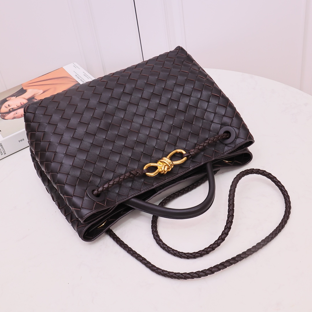 Bottega Veneta Medium Andiamo - PerfectKickZ