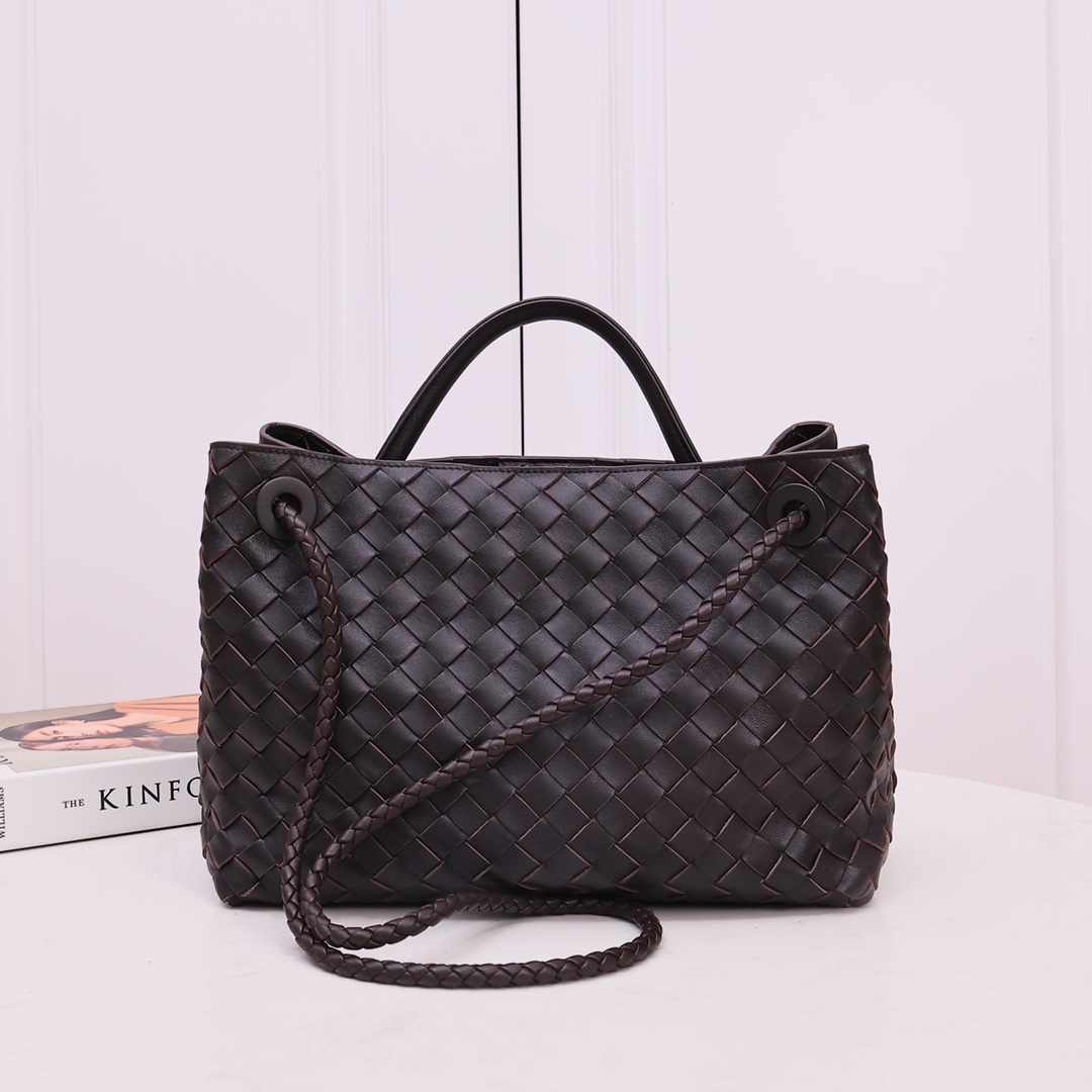 Bottega Veneta Medium Andiamo - PerfectKickZ
