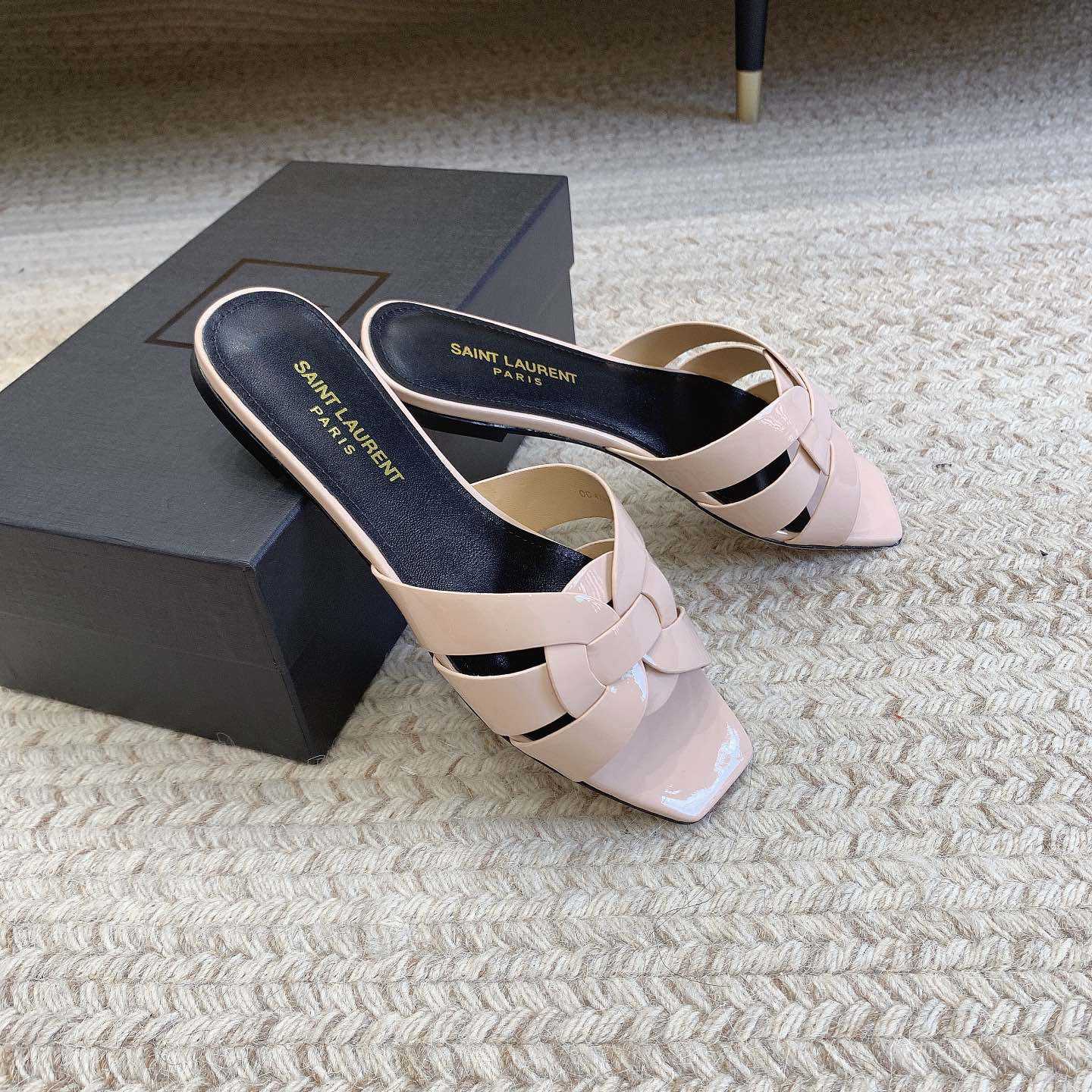 Saint Laurent Tribute Flat Sandals - PerfectKickZ