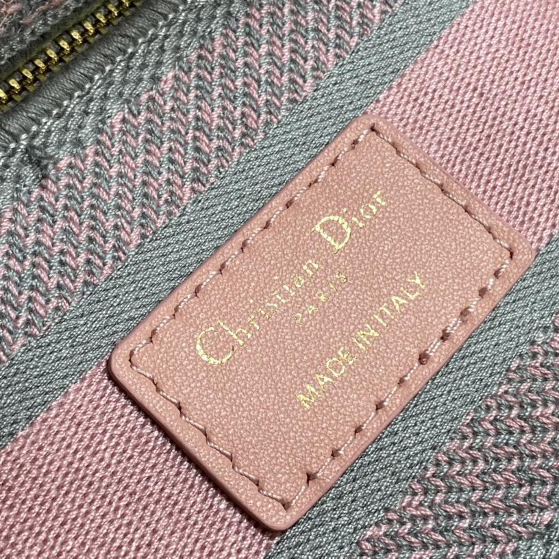 Dior Medium Lady D-lite Bag - PerfectKickZ