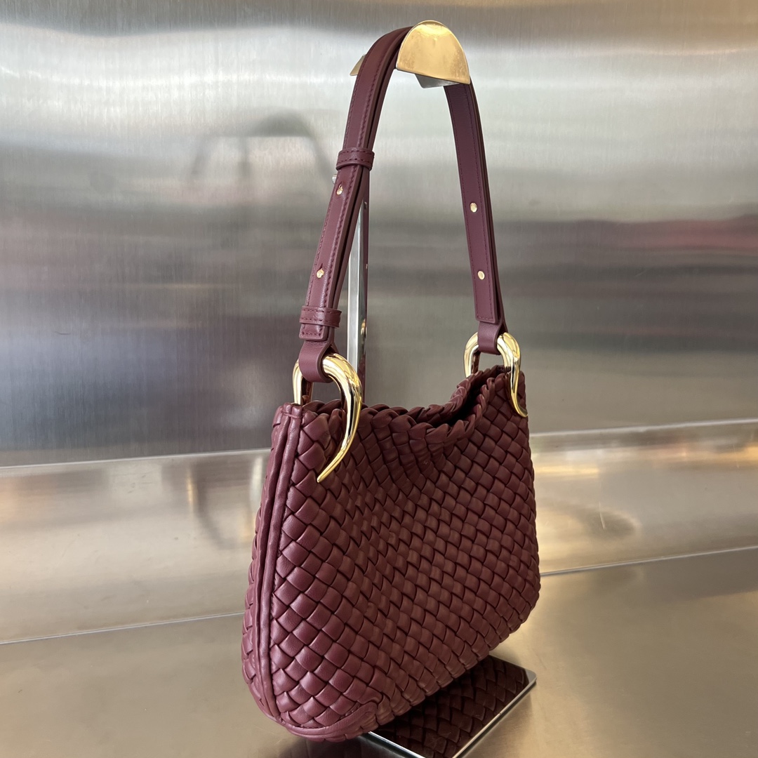 Bottega Veneta Small Clicker Shoulder Bag - PerfectKickZ