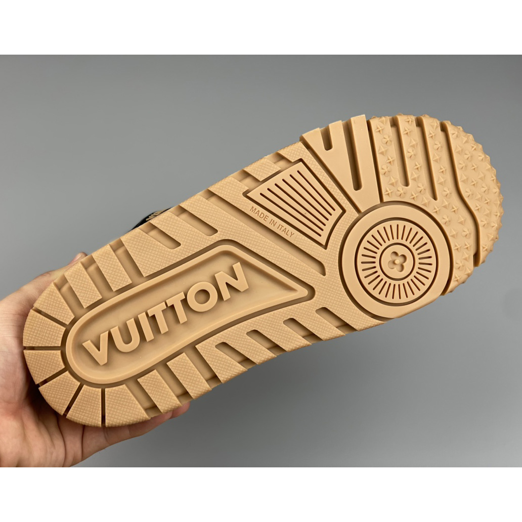 Louis Vuitton LV Trainer Maxi Sneaker  (upon uk size)      1ABM34 - PerfectKickZ