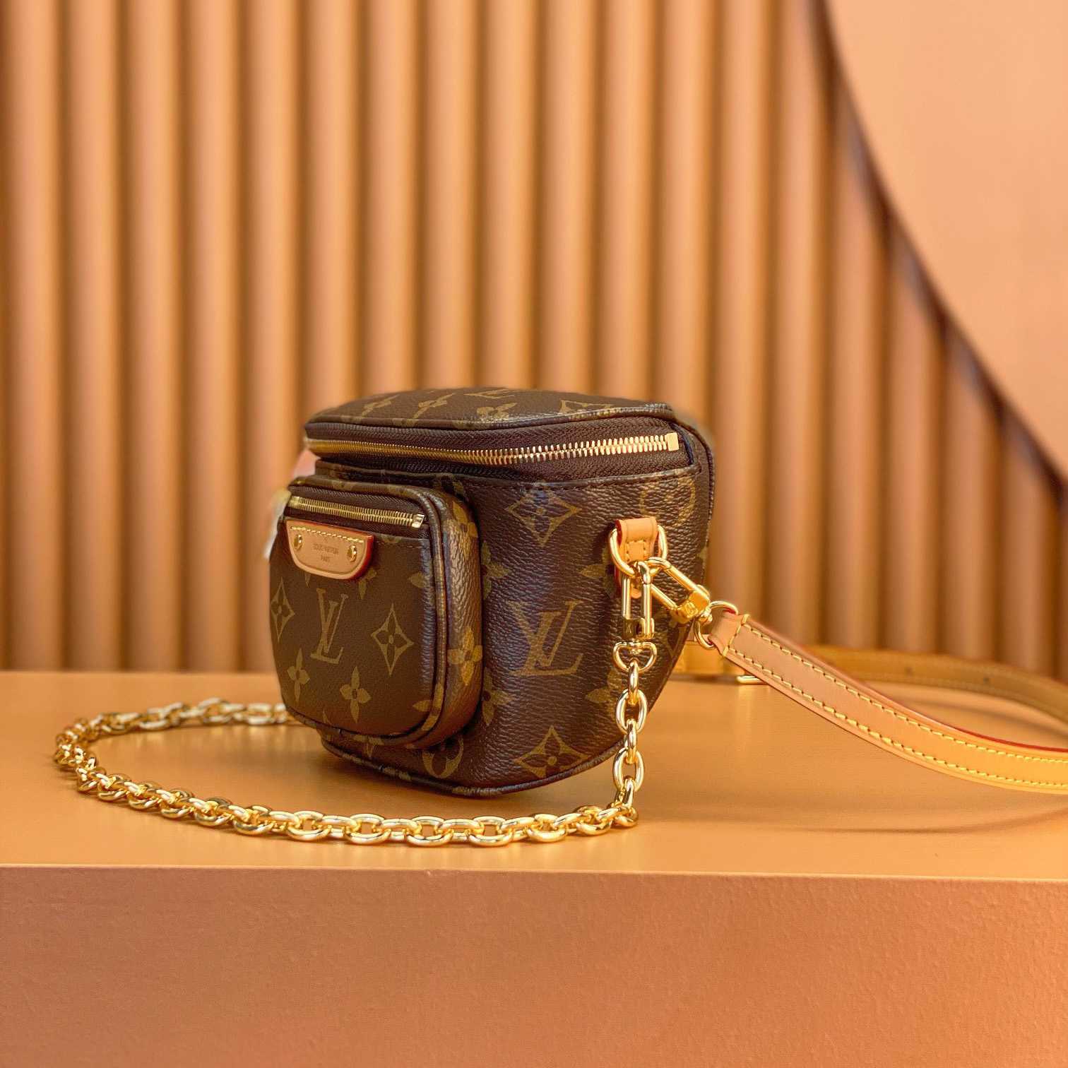 Louis Vuitton Mini Bumbag (17x12x9.5cm)      M82335 - PerfectKickZ