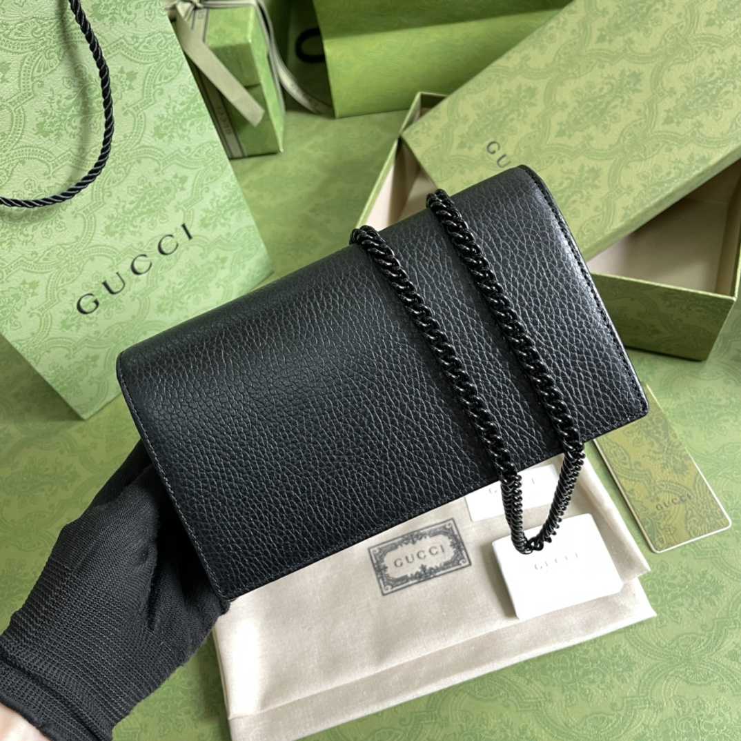 Gucci GGG Marmont Chain Wallet - PerfectKickZ