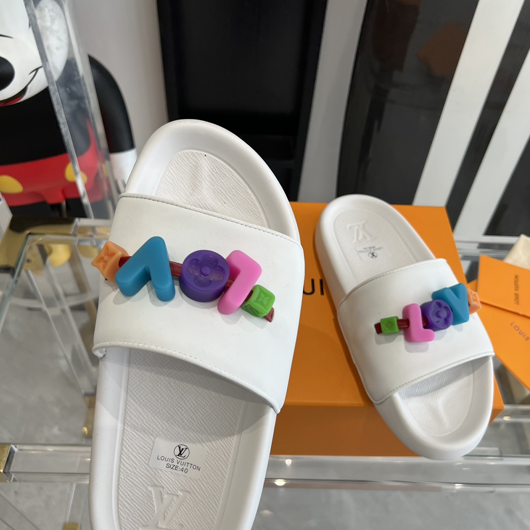 Louis Vuitton Pool Pillow Flat Comfort Mule Sandals - PerfectKickZ