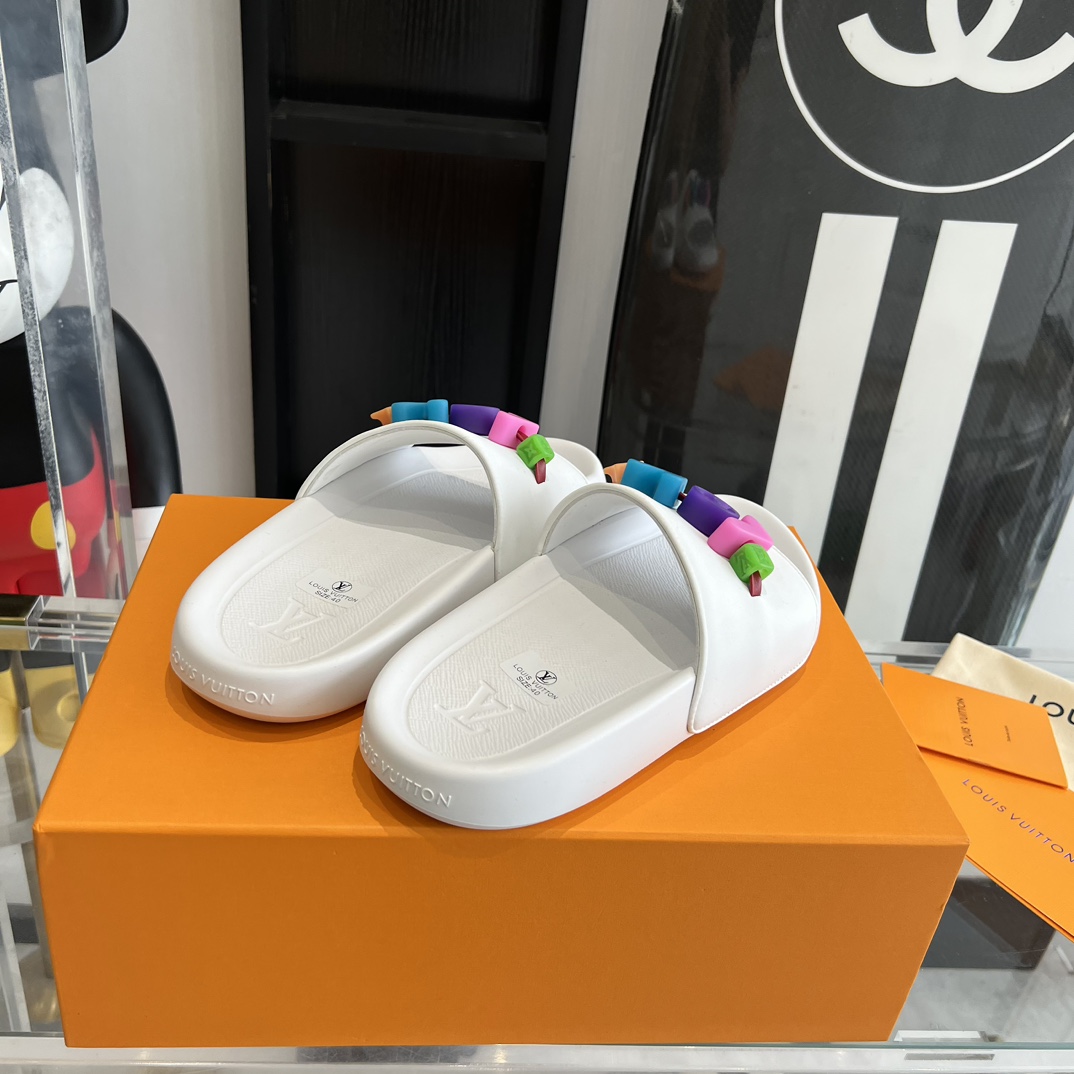 Louis Vuitton Pool Pillow Flat Comfort Mule Sandals - PerfectKickZ