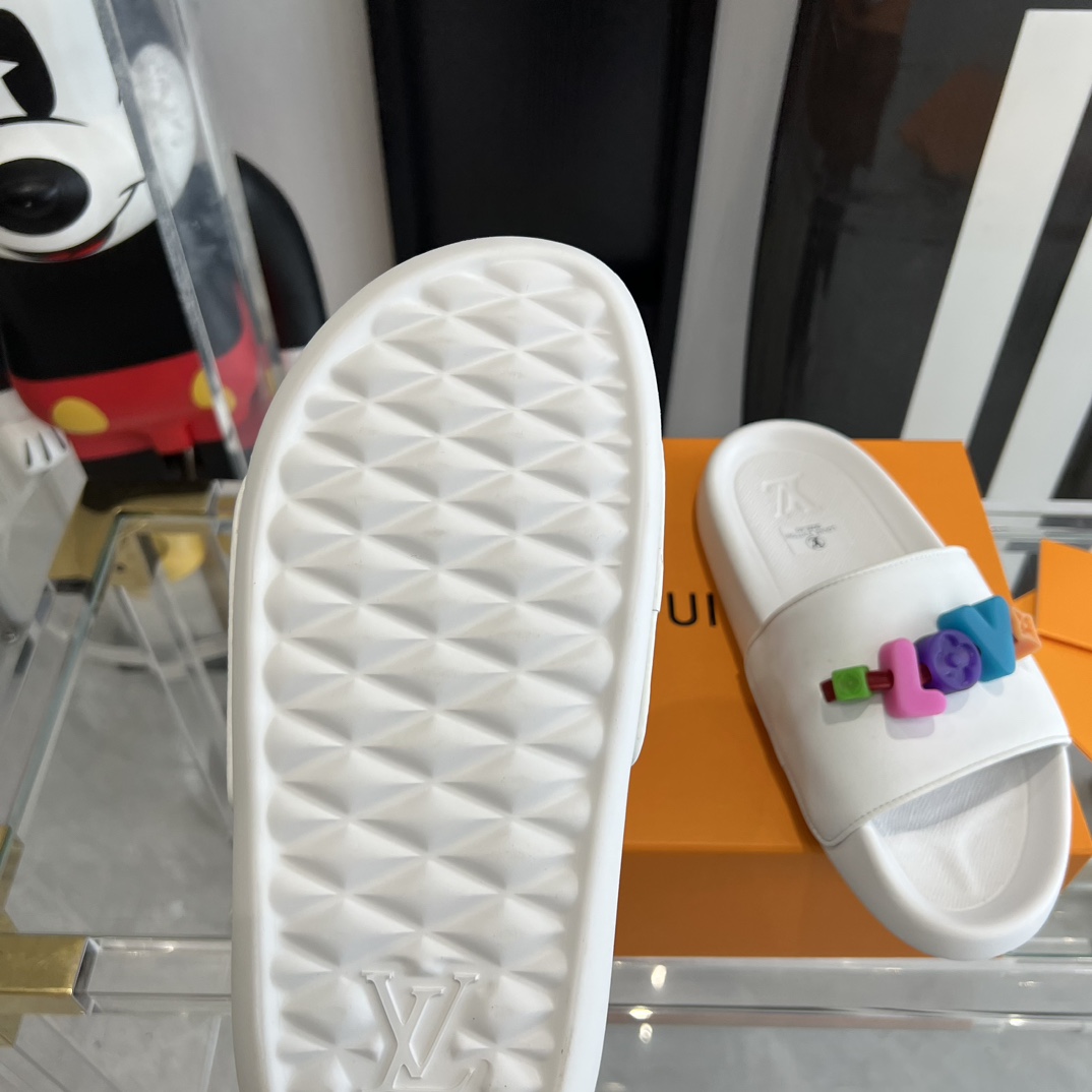 Louis Vuitton Pool Pillow Flat Comfort Mule Sandals - PerfectKickZ