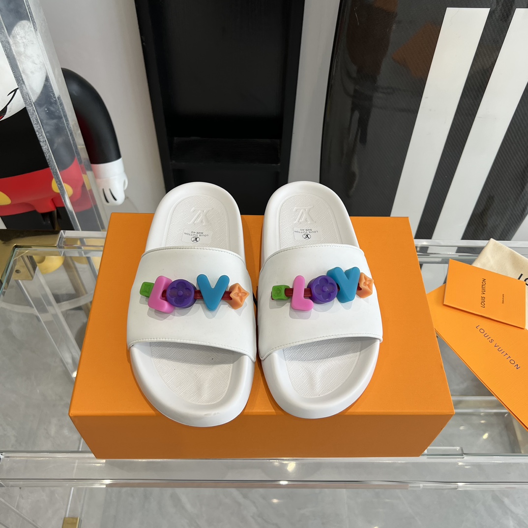 Louis Vuitton Pool Pillow Flat Comfort Mule Sandals - PerfectKickZ