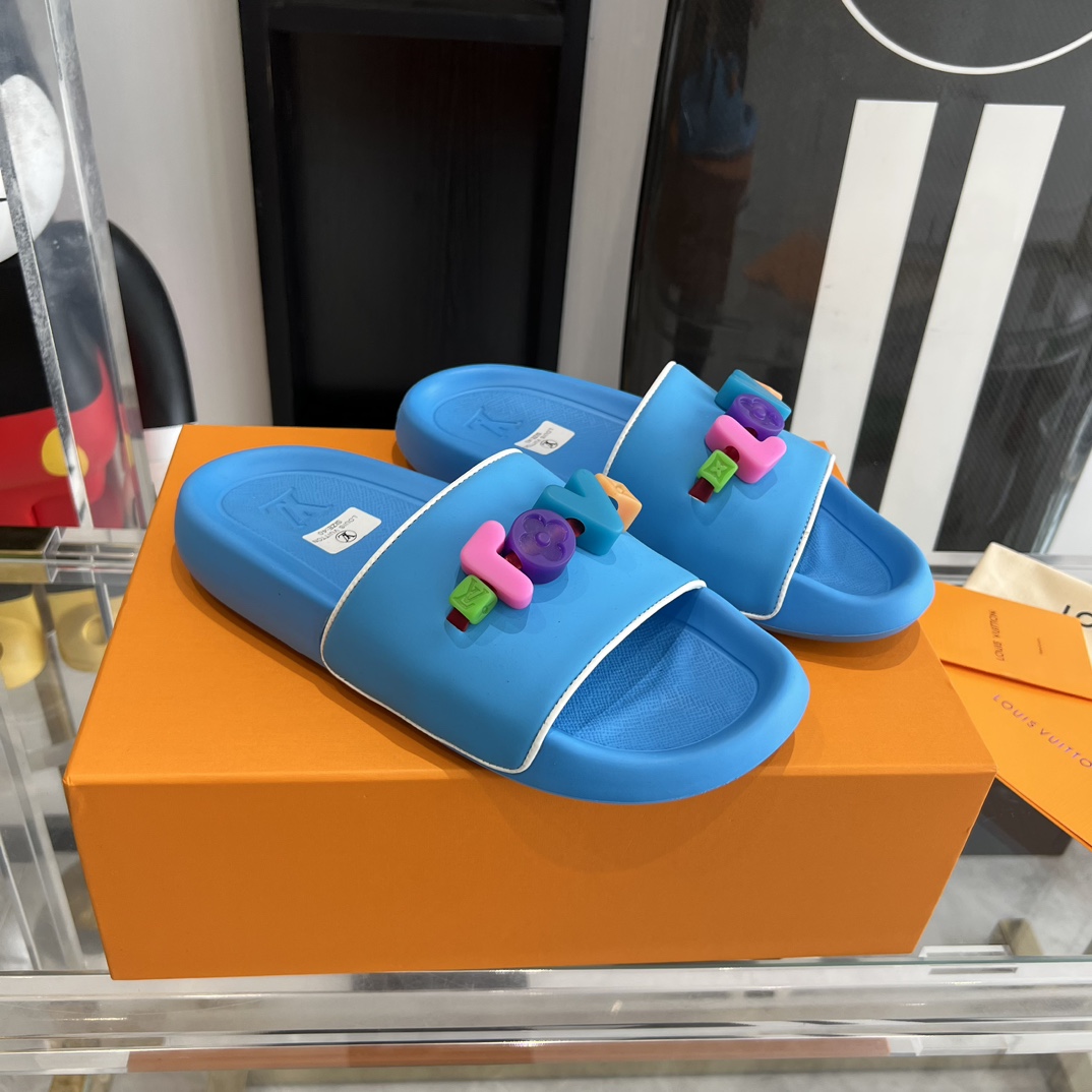 Louis Vuitton Pool Pillow Flat Comfort Mule Sandals - PerfectKickZ