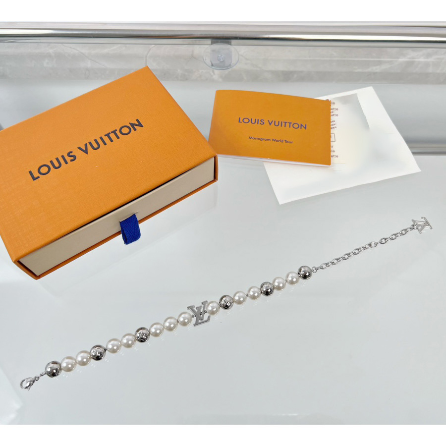 Louis Vuitton Monogram Pearls Bracelet   M0996 - PerfectKickZ