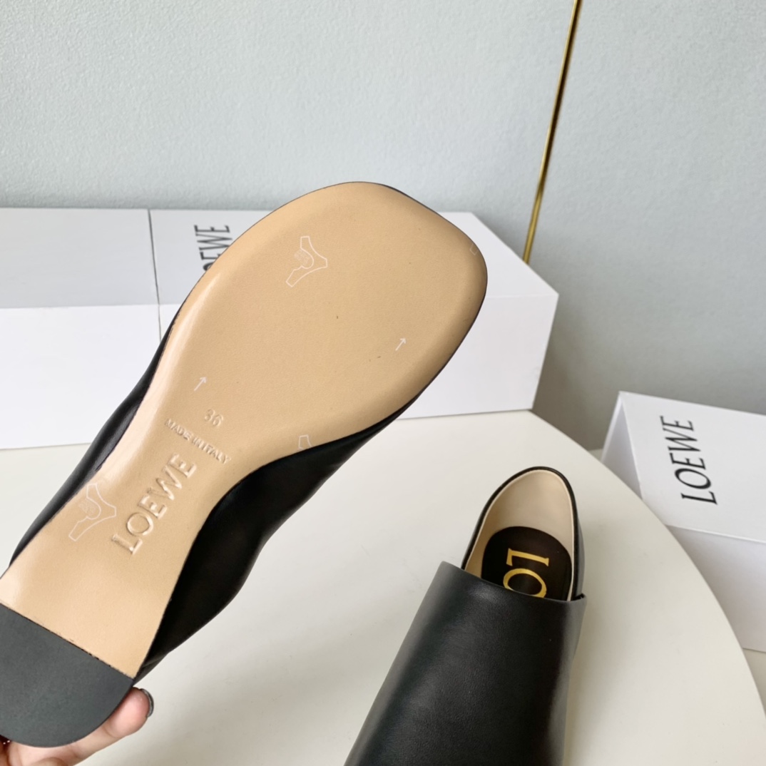 Loewe Toy Slipper In Goatskin - 