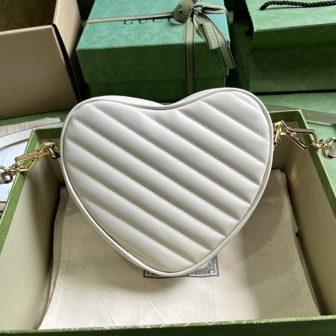 Gucci Interlocking G Mini Heart Shoulder Bag - 