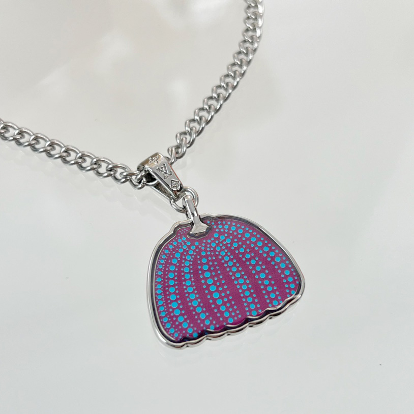 Louis Vuitton LV x YK Pumpkin Pendant    M01097 - PerfectKickZ