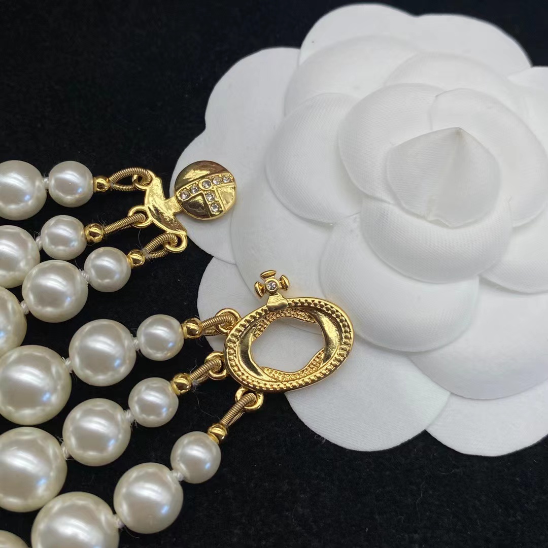Vivienne Westwood Bas Relief Gold-tone and Faux Pearl Choker - PerfectKickZ