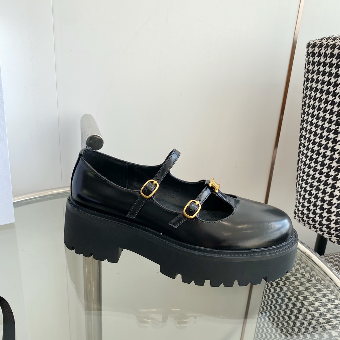 Celine Bulky Babies Triomphe In Polished Bull Black - PerfectKickZ