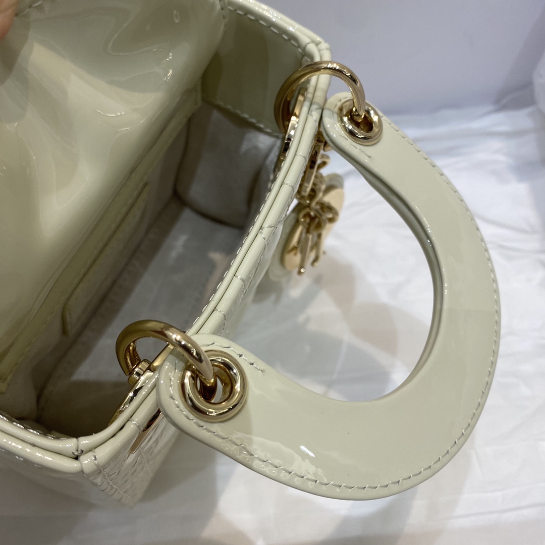 Dior Mini Lady Dior Bag(12*10*5cm) - PerfectKickZ