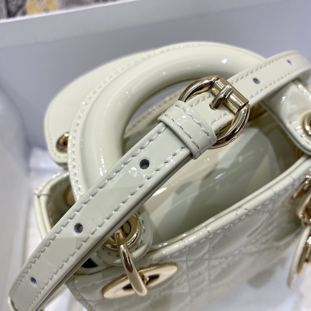 Dior Mini Lady Dior Bag(12*10*5cm) - PerfectKickZ