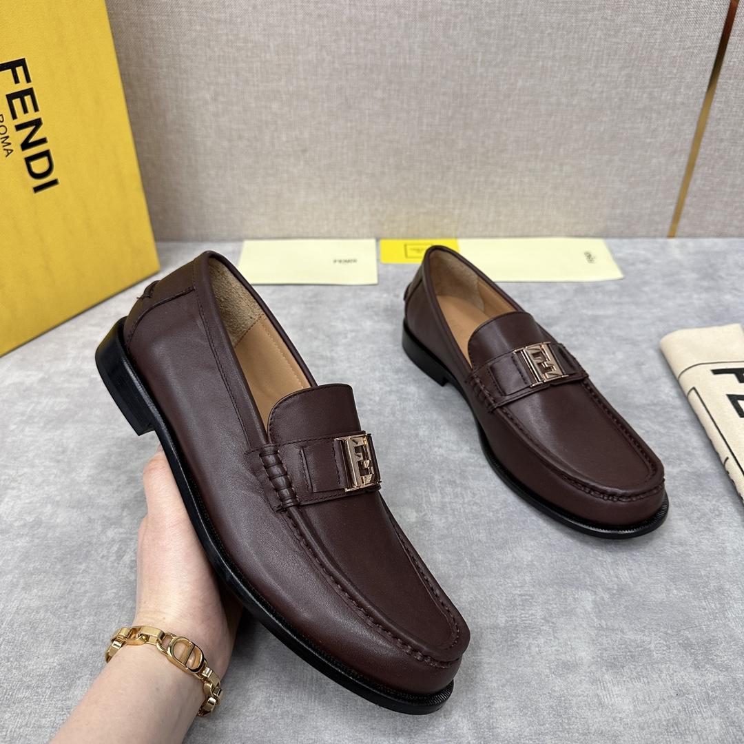 Fendi Men's Brown Loafer - PerfectKickZ
