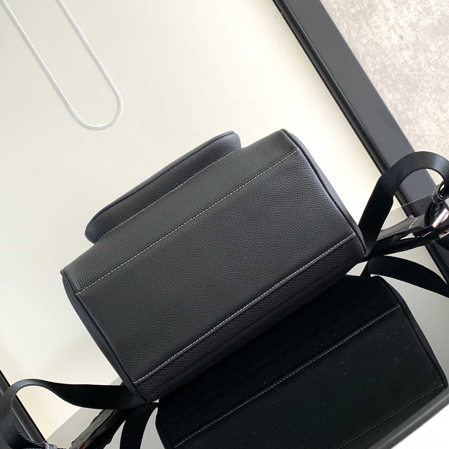 Dior Saddle Backpack  - PerfectKickZ
