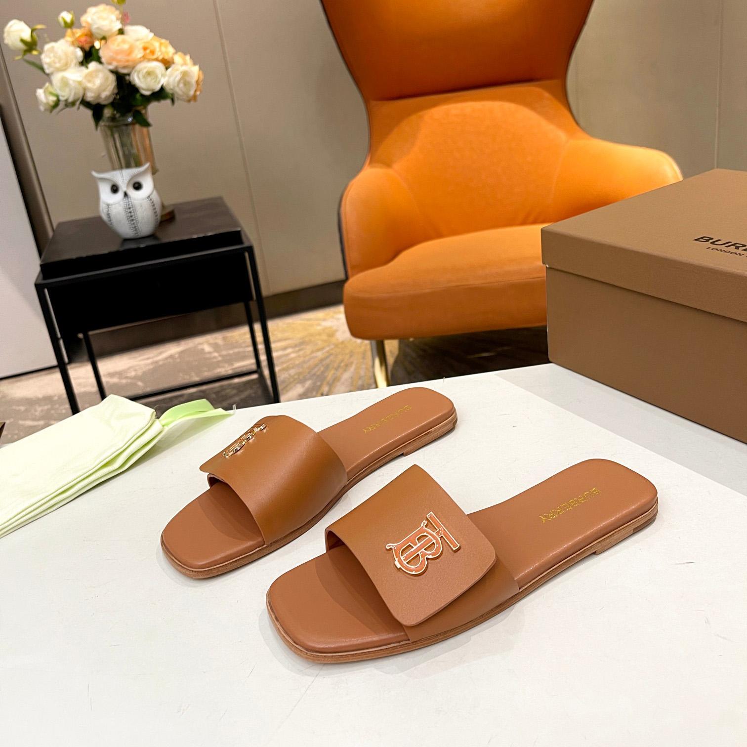 Burberry Women's Mule Sandals - PerfectKickZ