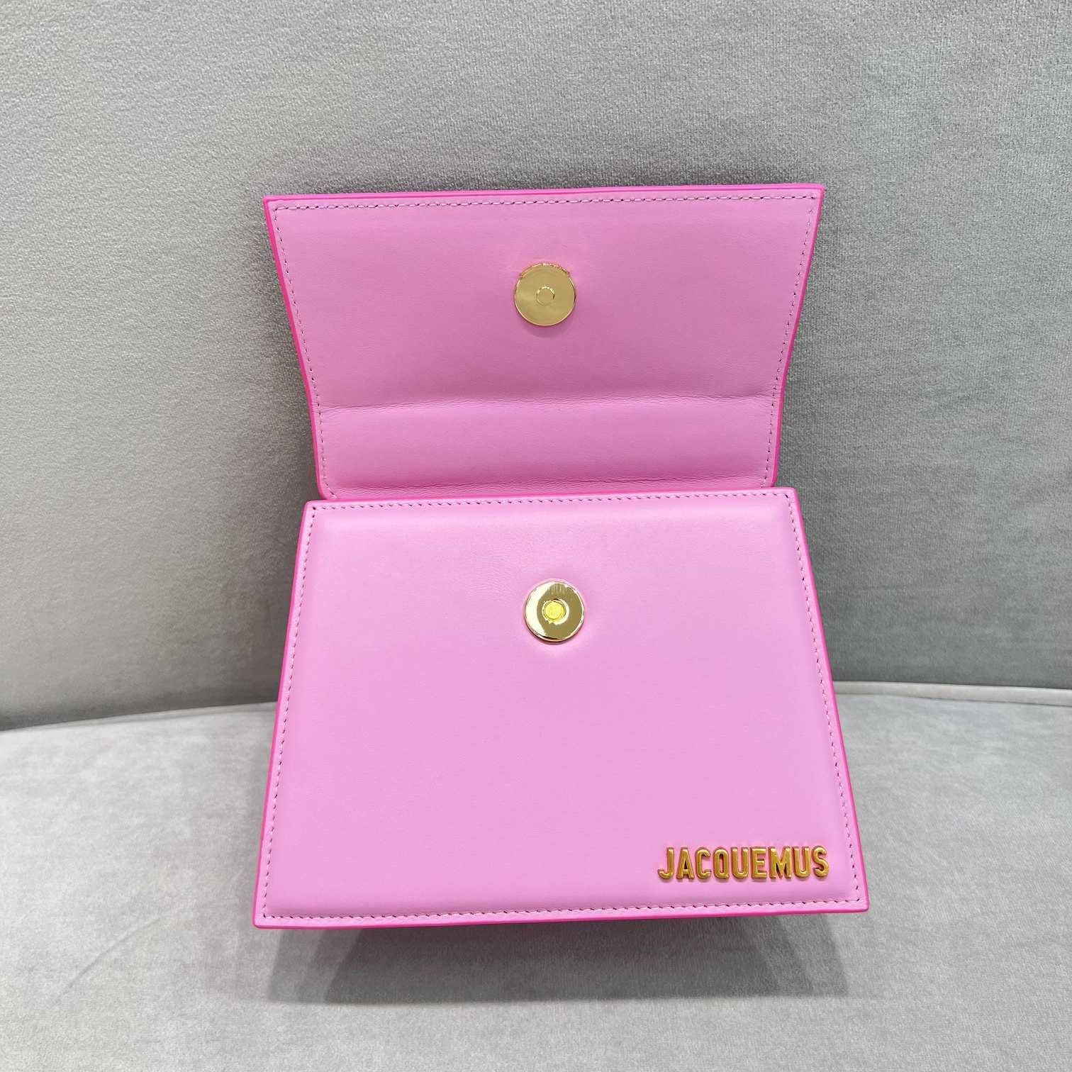 Jacquemus Le Chiquito Bag  (18x15.5x8cm) - PerfectKickZ