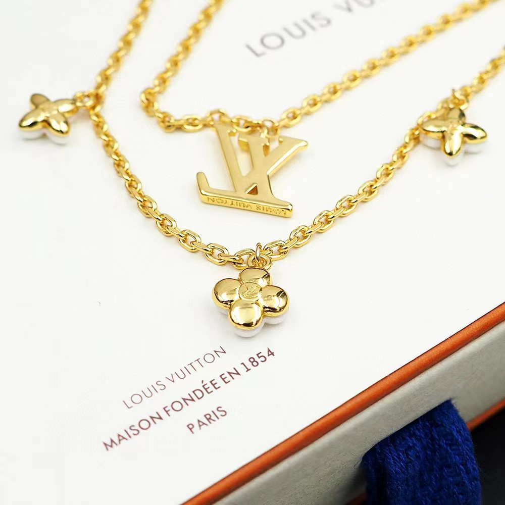 Louis Vuitton LV Floragram Necklace   M00981 - PerfectKickZ