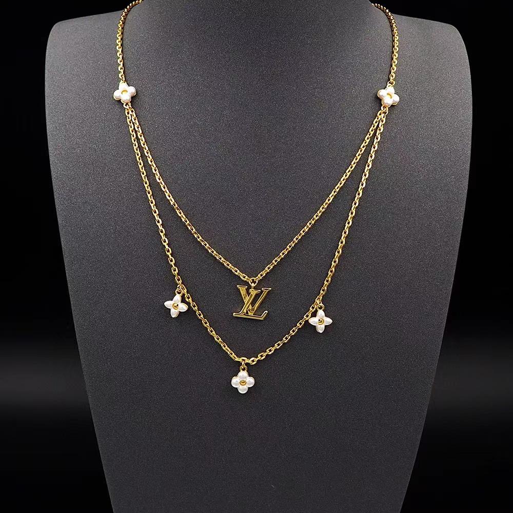 Louis Vuitton LV Floragram Necklace   M00981 - PerfectKickZ