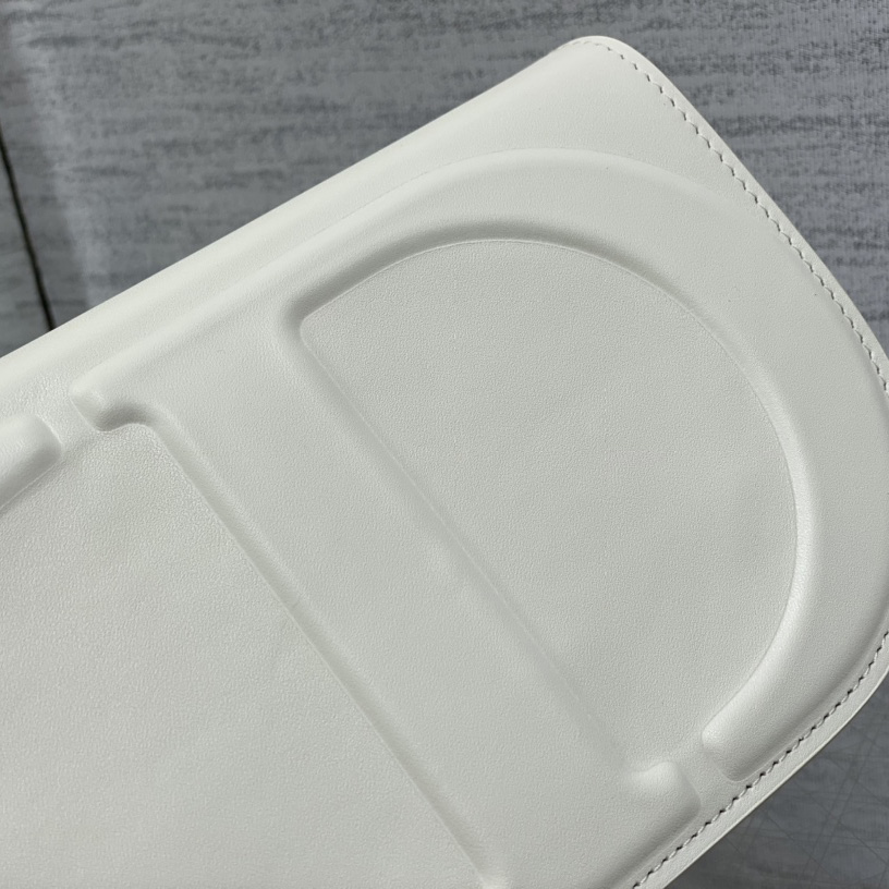 Dior CD Signature Bag With Strap - PerfectKickZ